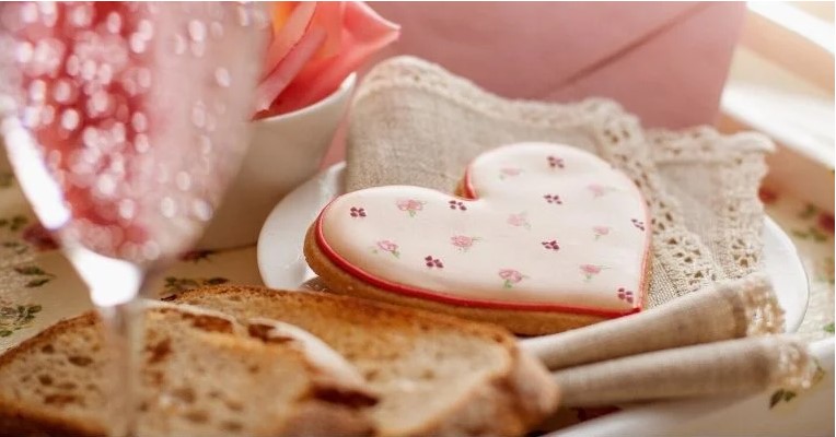 Desayuno Romántico en San Valentín | Churreria Desi - Desayunos y Meriendas